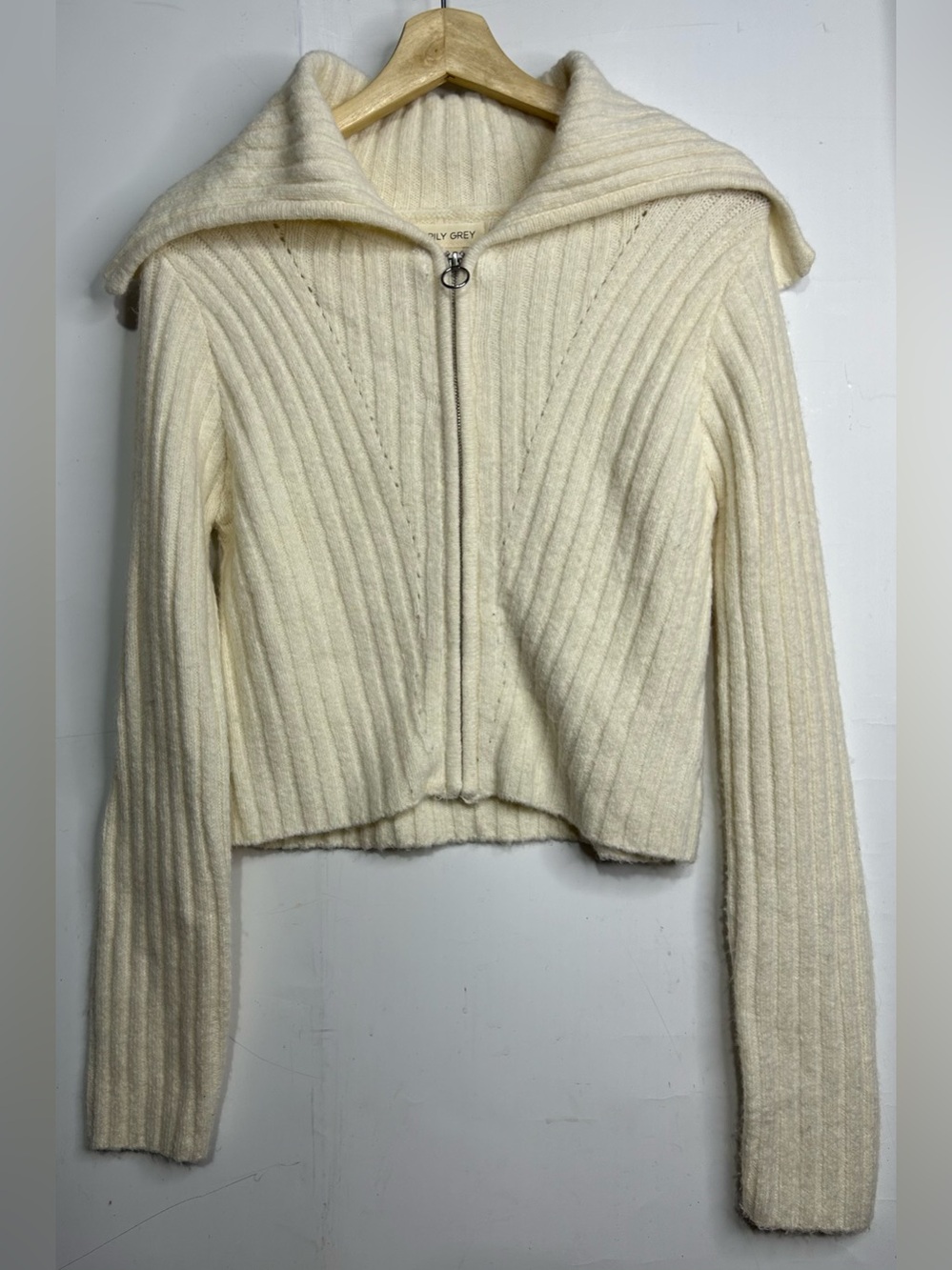 5 for $25🔥Happily Grey Cream Zip Front Soft Knit Sweater Medium